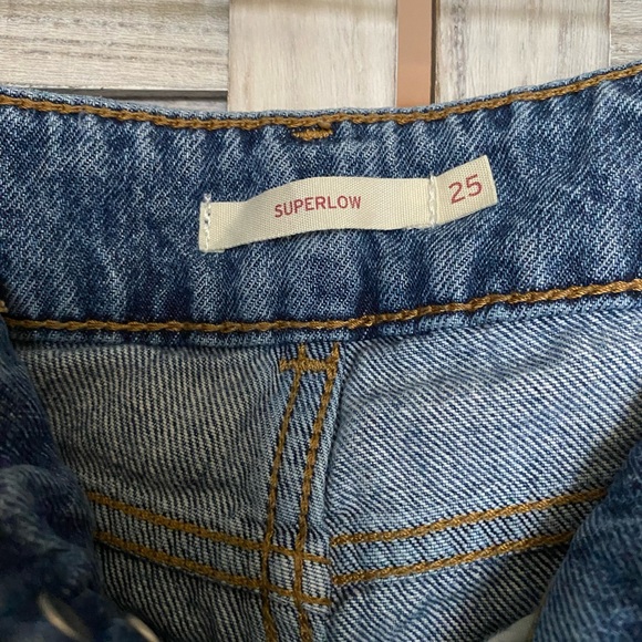 Levi’s Superlow Jeans - Picture 3 of 5